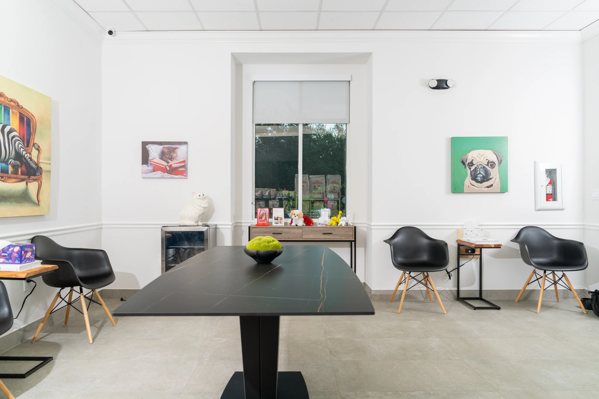 Waiting lounge with pet art