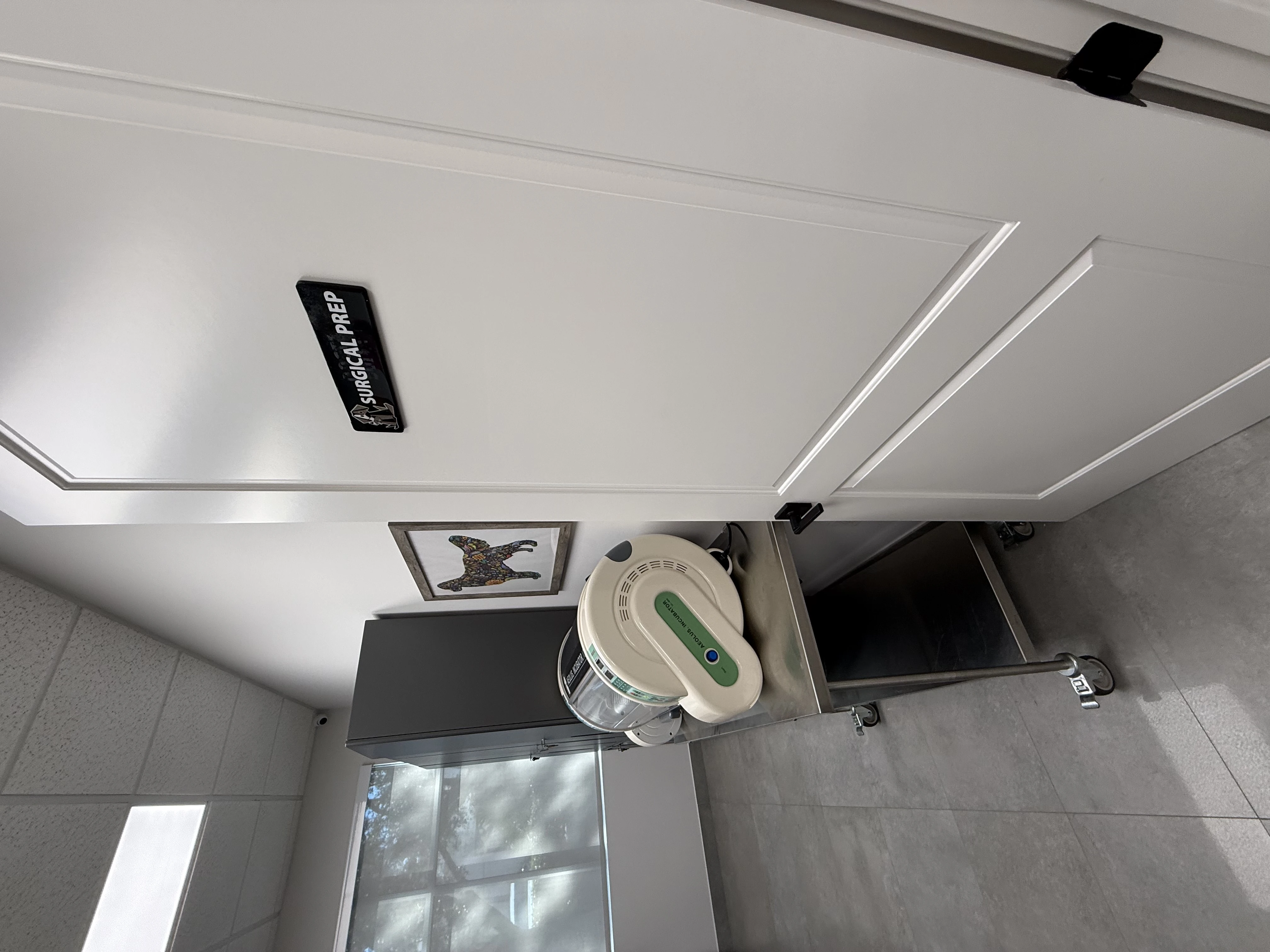 Surgical prep & scrub station